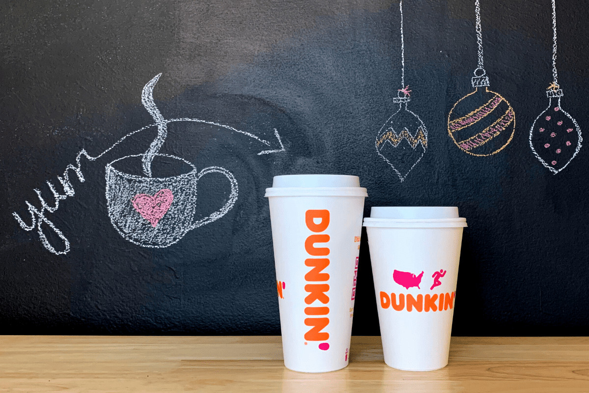 Dunkin Vegan Holiday Drinks 2021! The Peppermint Mocha Latte with Oatmilk and the Holiday Blend coffee.